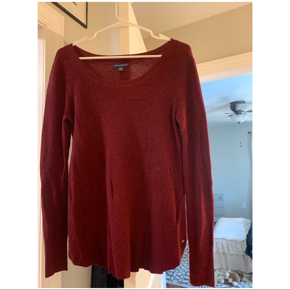 American Eagle sweater